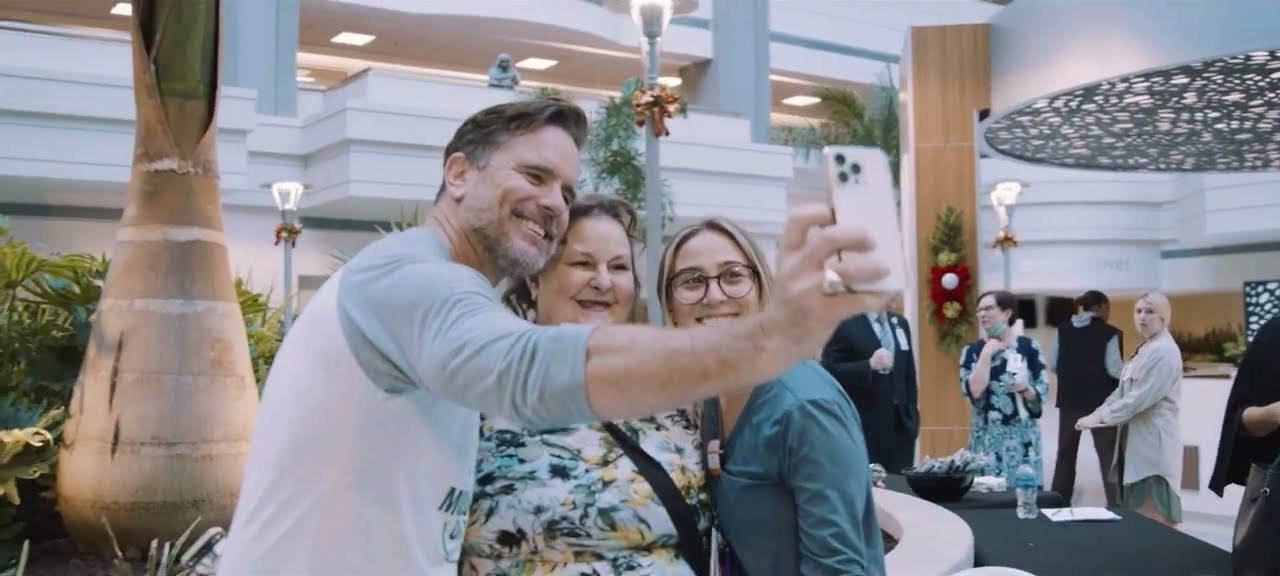 Charles Esten, Musicians On Call, Back at the bedside, with HCA