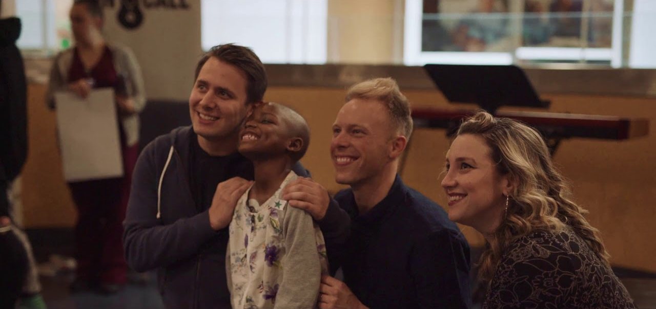 The Greatest Showman writers and cast, Musicians On Call, Playing for patients in children’s hospitals
